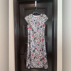 Leopard print with color beautiful fabric slit in the sides